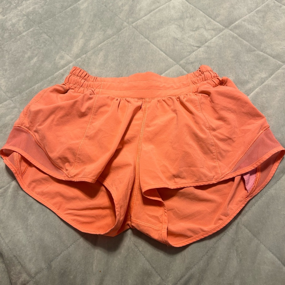 Lululemon Athletica Hotty Hot 2” inseam Shorts